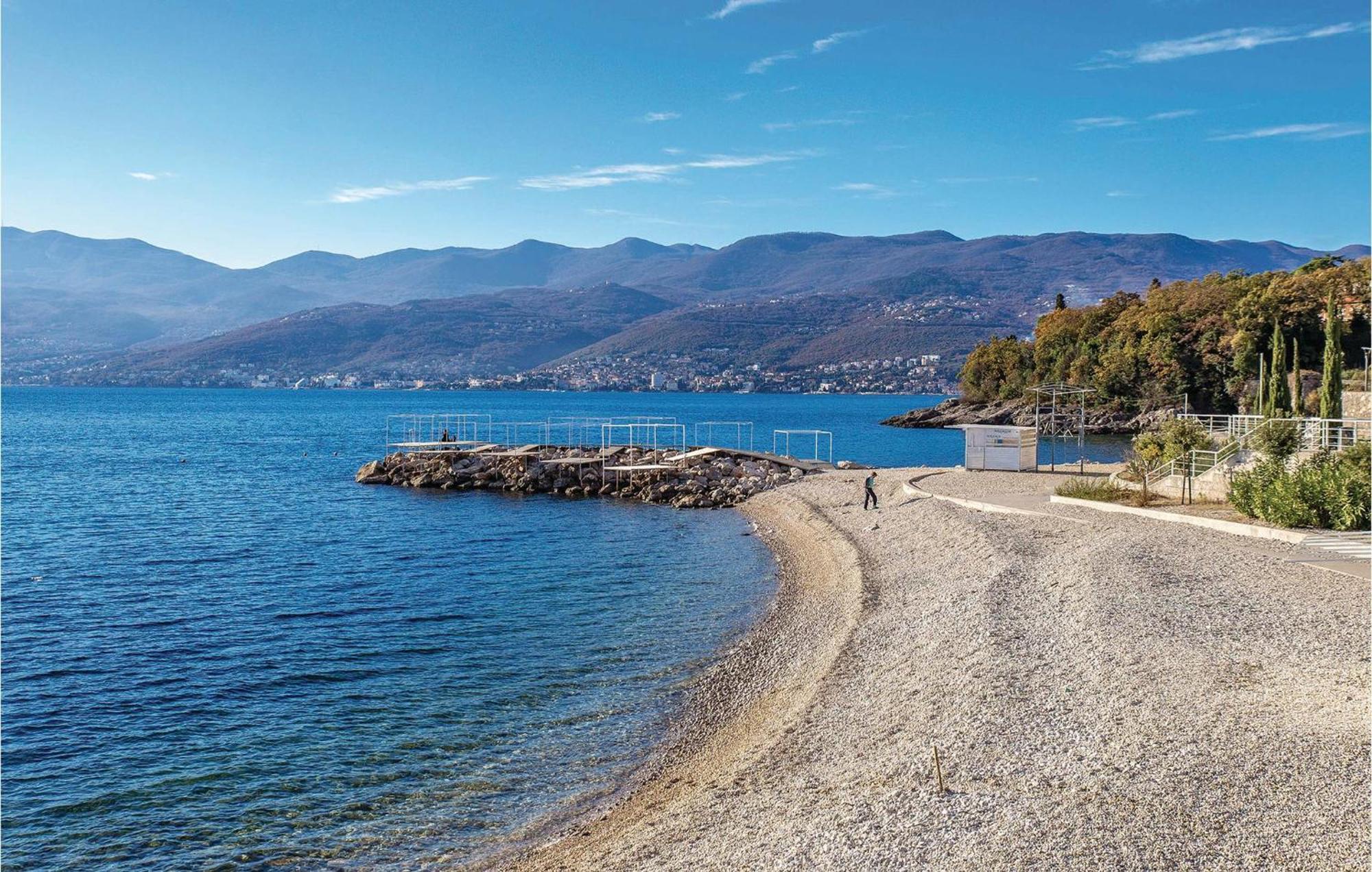 Nice Apartment In Rijeka With Wifi 外观 照片